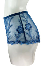 Load image into Gallery viewer, Short