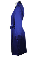 Load image into Gallery viewer, Short Robe