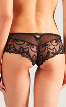 Load image into Gallery viewer, Short