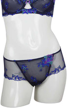 Load image into Gallery viewer, Short