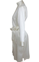 Load image into Gallery viewer, Short Robe