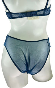 Brief