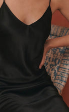Load image into Gallery viewer, Silk Long Nightgown