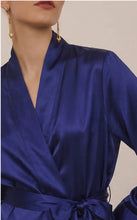 Load image into Gallery viewer, Silk Short Robe