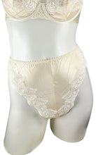 Load image into Gallery viewer, Silk G-string