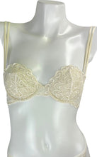 Load image into Gallery viewer, Half Cup Bra