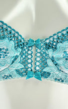Load image into Gallery viewer, Half cup Bra