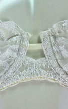 Load image into Gallery viewer, Half Cup Bra