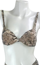Load image into Gallery viewer, Moulded Bra