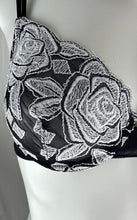 Load image into Gallery viewer, Wire Bra