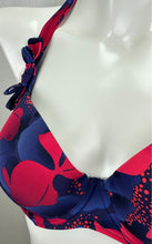 Load image into Gallery viewer, Plunge Bikini Top