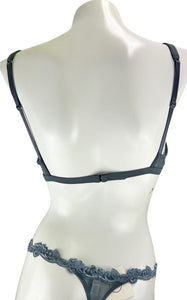 Push-Up Bra