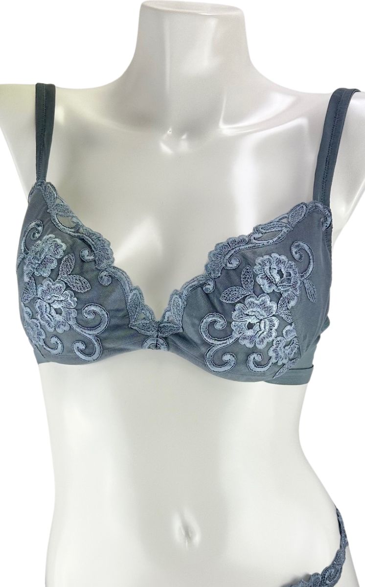 Push-Up Bra