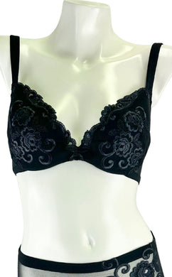 Push-Up Bra