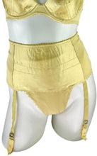 Load image into Gallery viewer, Suspender Belt