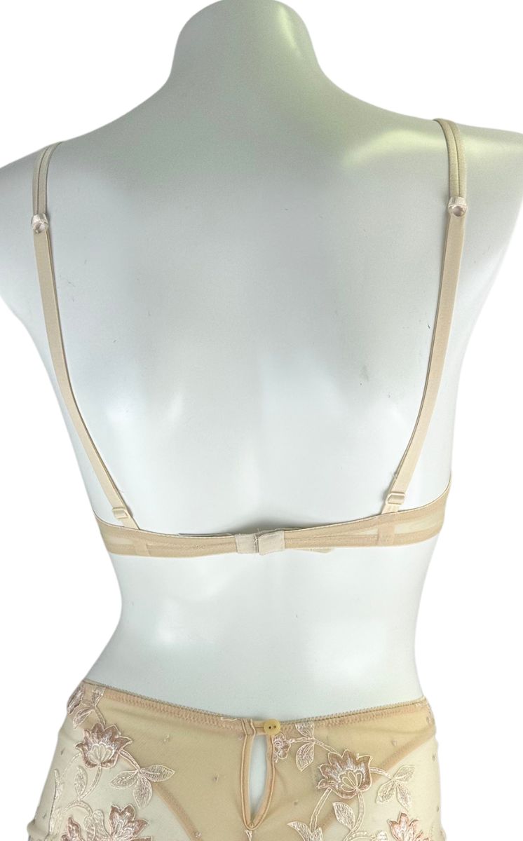 Wire Bra – im Lingerie