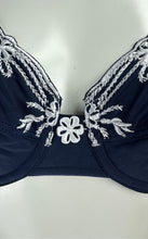 Load image into Gallery viewer, Full Cup Bra