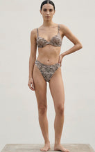Load image into Gallery viewer, Moulded Bra