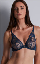 Load image into Gallery viewer, Wire Triangle Bra